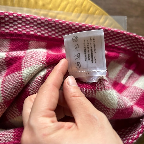 AUTH CHANEL Pink and White Checkered Cashmere top Size 36/S - Picture 4 of 10